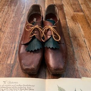 Vintage Style Square Toe Brown Leather Lace Up Clogs Kiltie